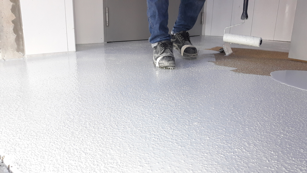 Simiron SimFlake SB vs. Nohr-S® Polyurea Full Flake Kit: Comparison Guide