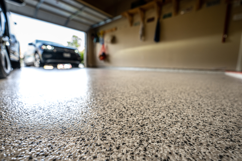 Best Garage Floor Coating for Concrete: Epoxy vs Polyaspartic vs Polyurea